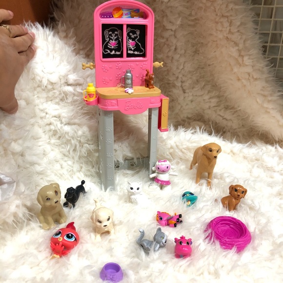 PRICE FIRM VETERINARY BARBIE - Picture 3 of 8